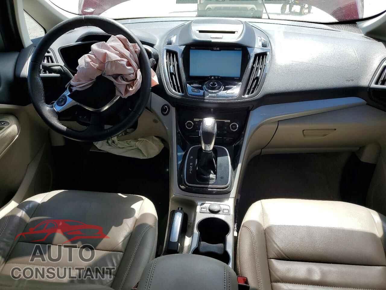 FORD CMAX 2015 - 1FADP5BU5FL101817