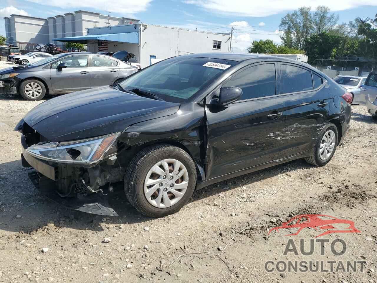 HYUNDAI ELANTRA 2019 - 5NPD74LFXKH494331