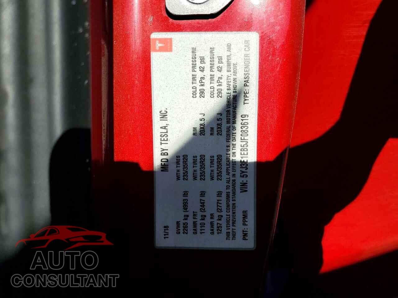 TESLA MODEL 3 2018 - 5YJ3E1EB5JF083619
