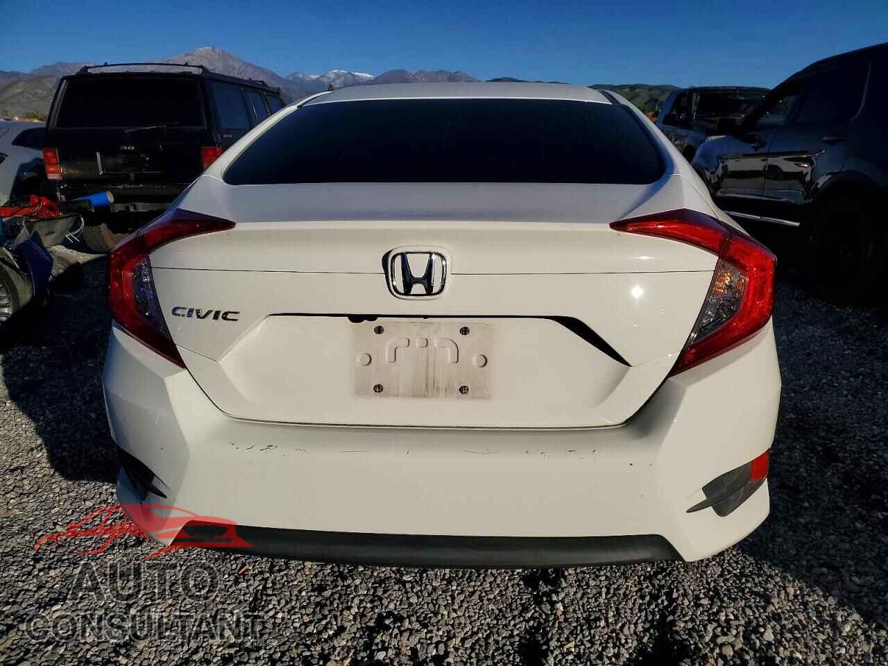 HONDA CIVIC 2017 - 2HGFC2F55HH503290