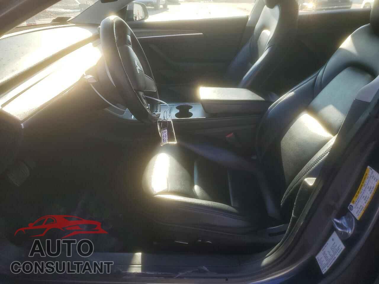 TESLA MODEL 3 2023 - 5YJ3E1EA7PF452495