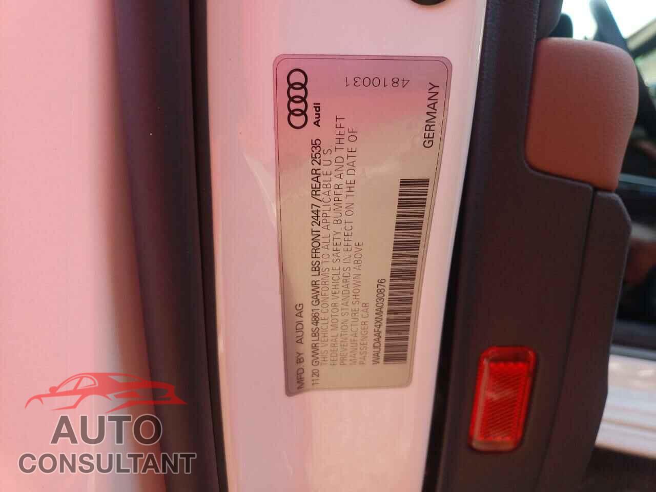 AUDI A4 2021 - WAUDAAF4XMA030876