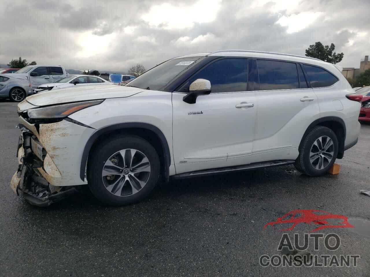 TOYOTA HIGHLANDER 2021 - 5TDHBRCH2MS033880