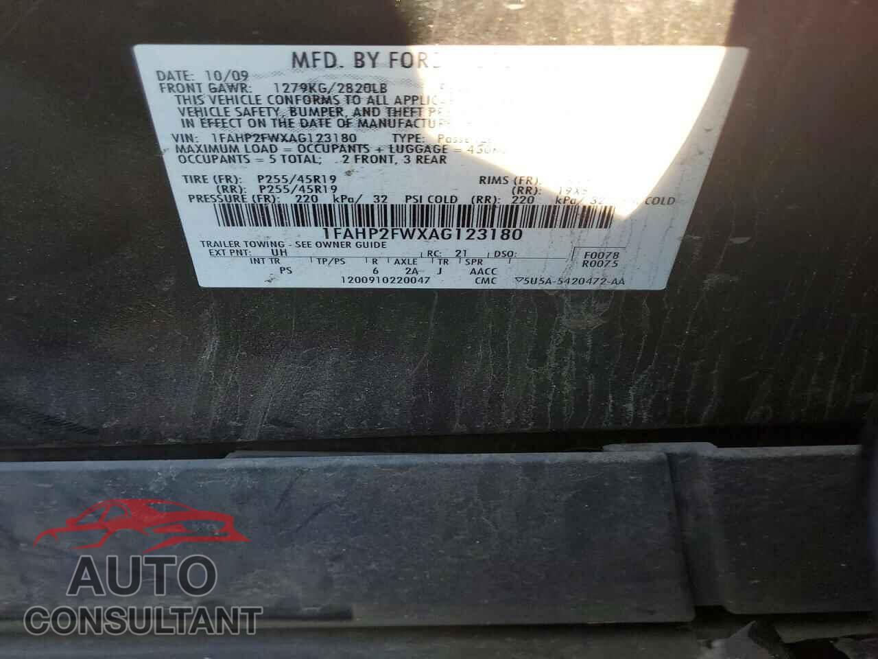 FORD TAURUS 2010 - 1FAHP2FWXAG123180