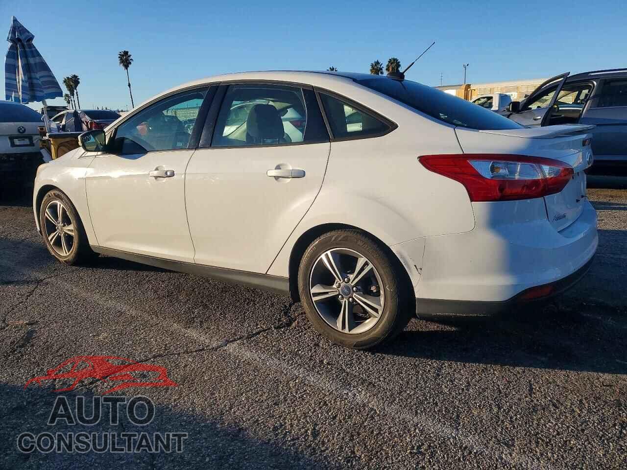 FORD FOCUS 2014 - 1FADP3F24EL406379