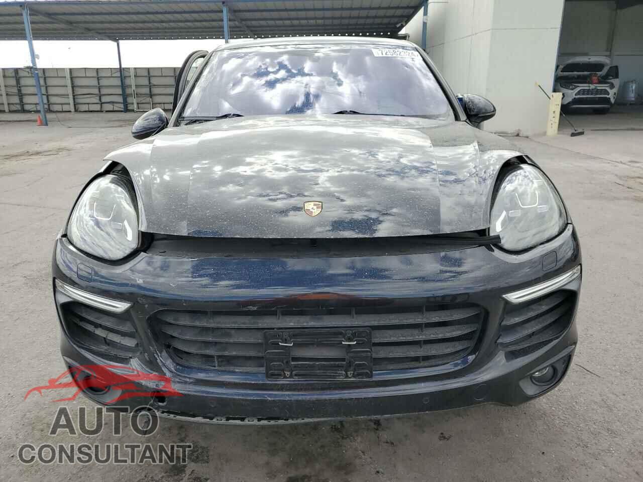 PORSCHE CAYENNE 2018 - WP1AA2A21JKA02566