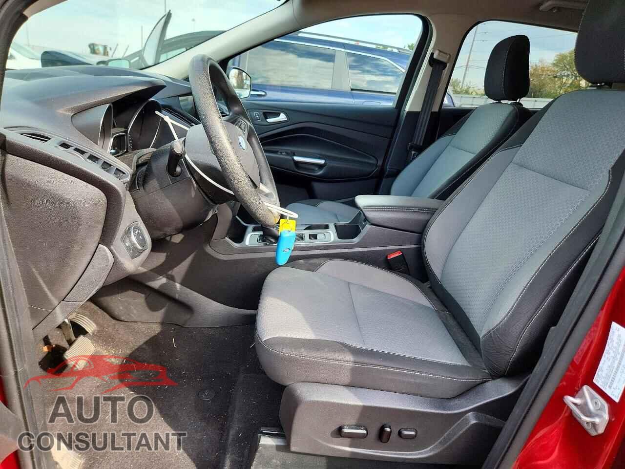 FORD ESCAPE 2019 - 1FMCU0GD2KUB99523