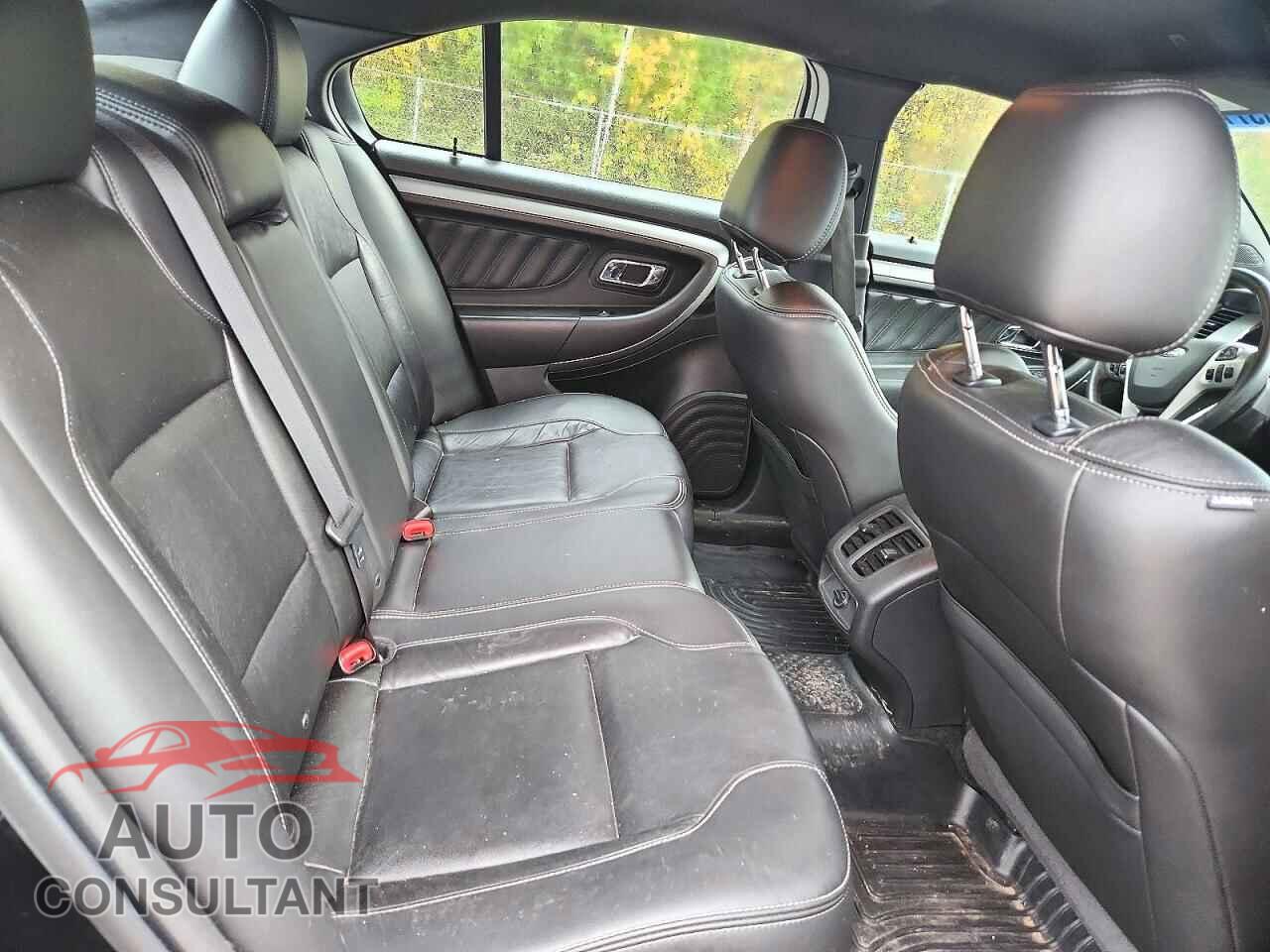 FORD TAURUS 2015 - 1FAHP2H89FG193789