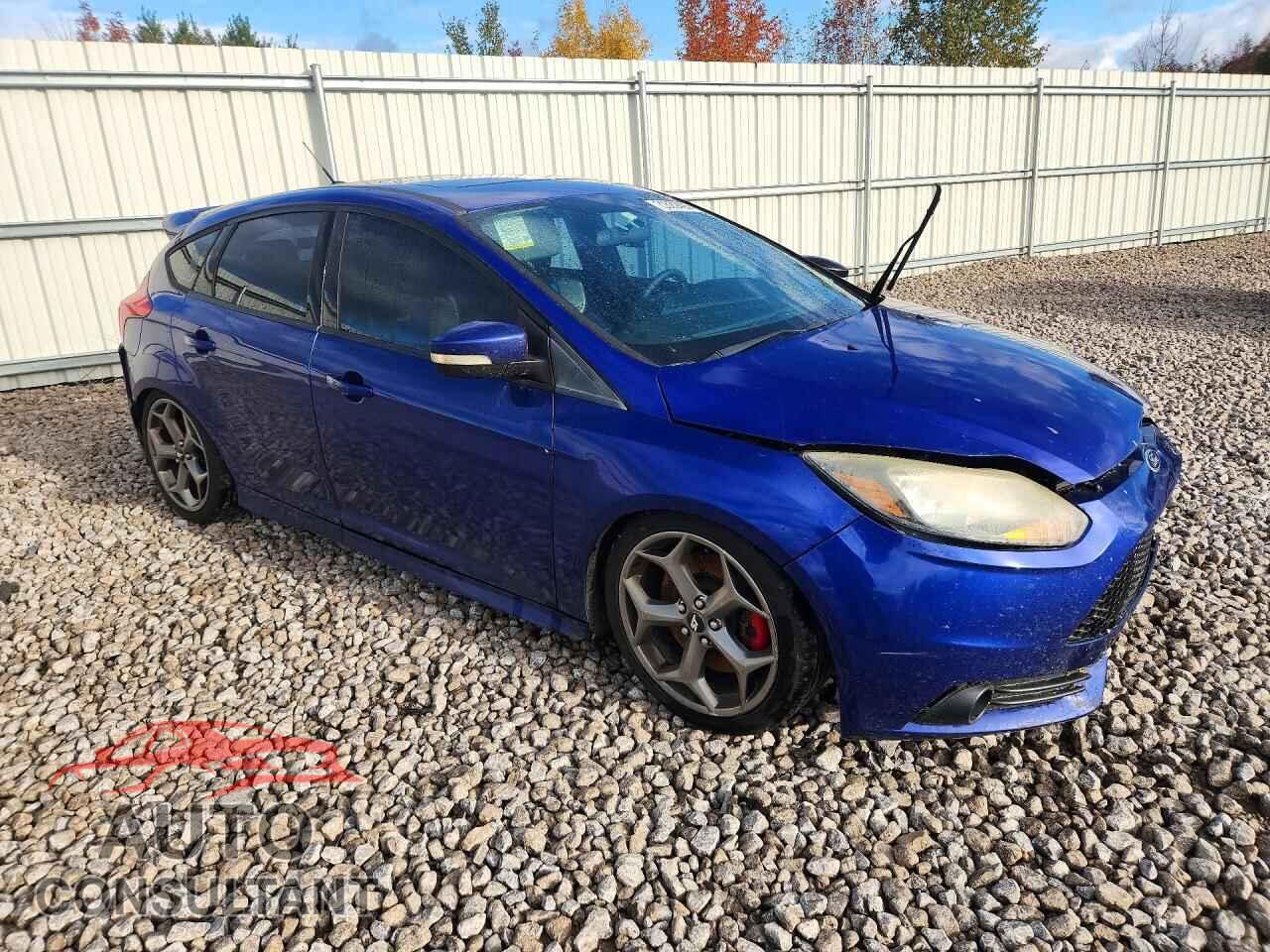FORD FOCUS 2014 - 1FADP3L9XEL404475
