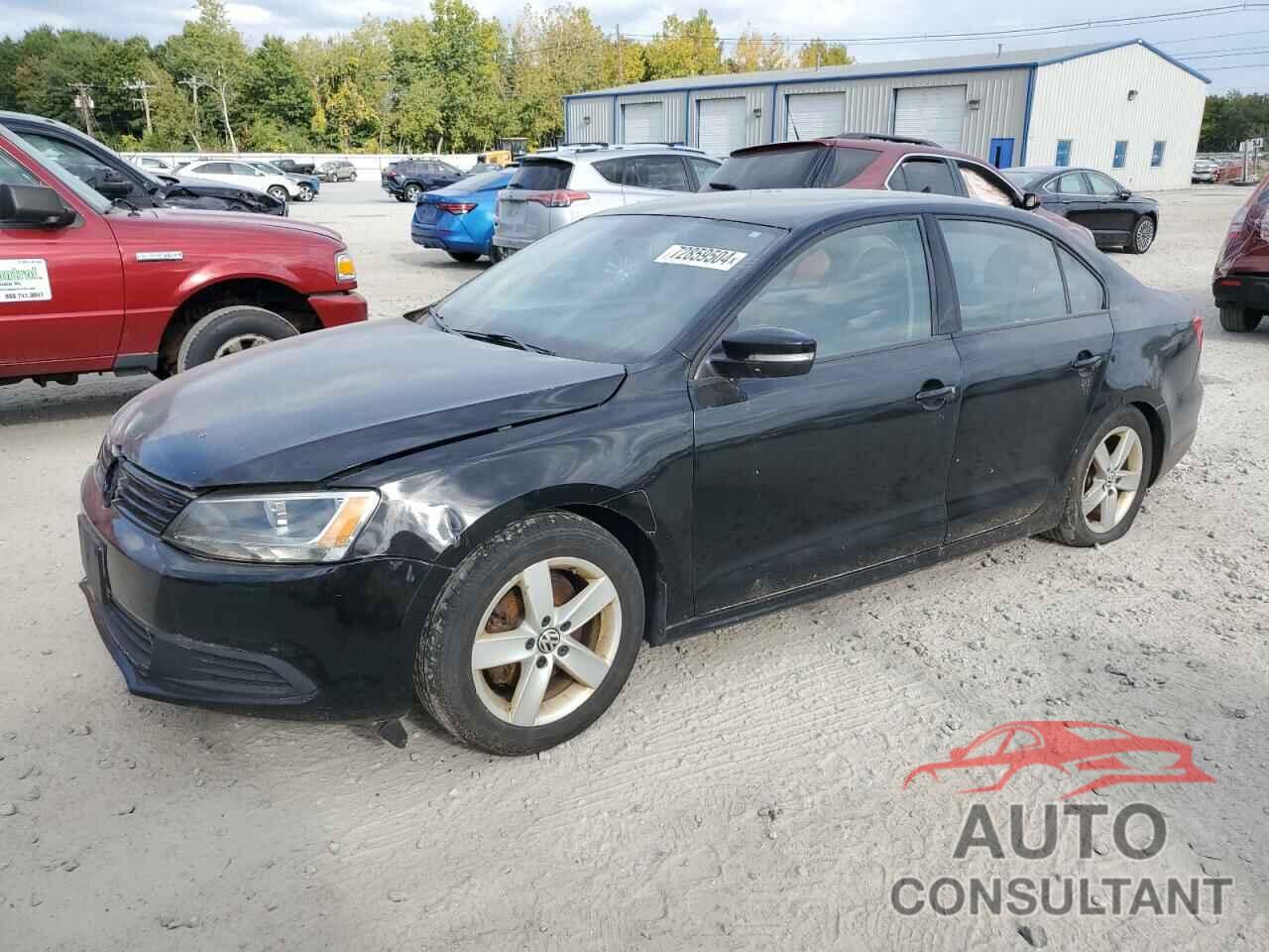 VOLKSWAGEN JETTA 2012 - 3VWLL7AJXBM083194