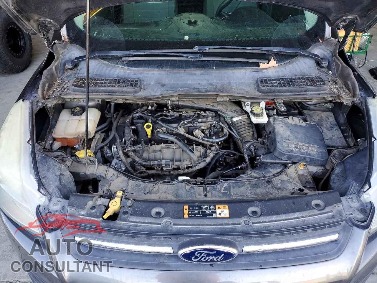 FORD ESCAPE 2015 - 1FMCU0GX9FUB20039