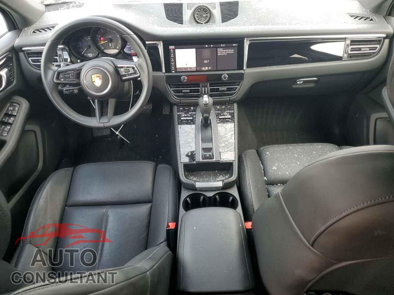 PORSCHE MACAN 2022 - WP1AA2A57NLB09633