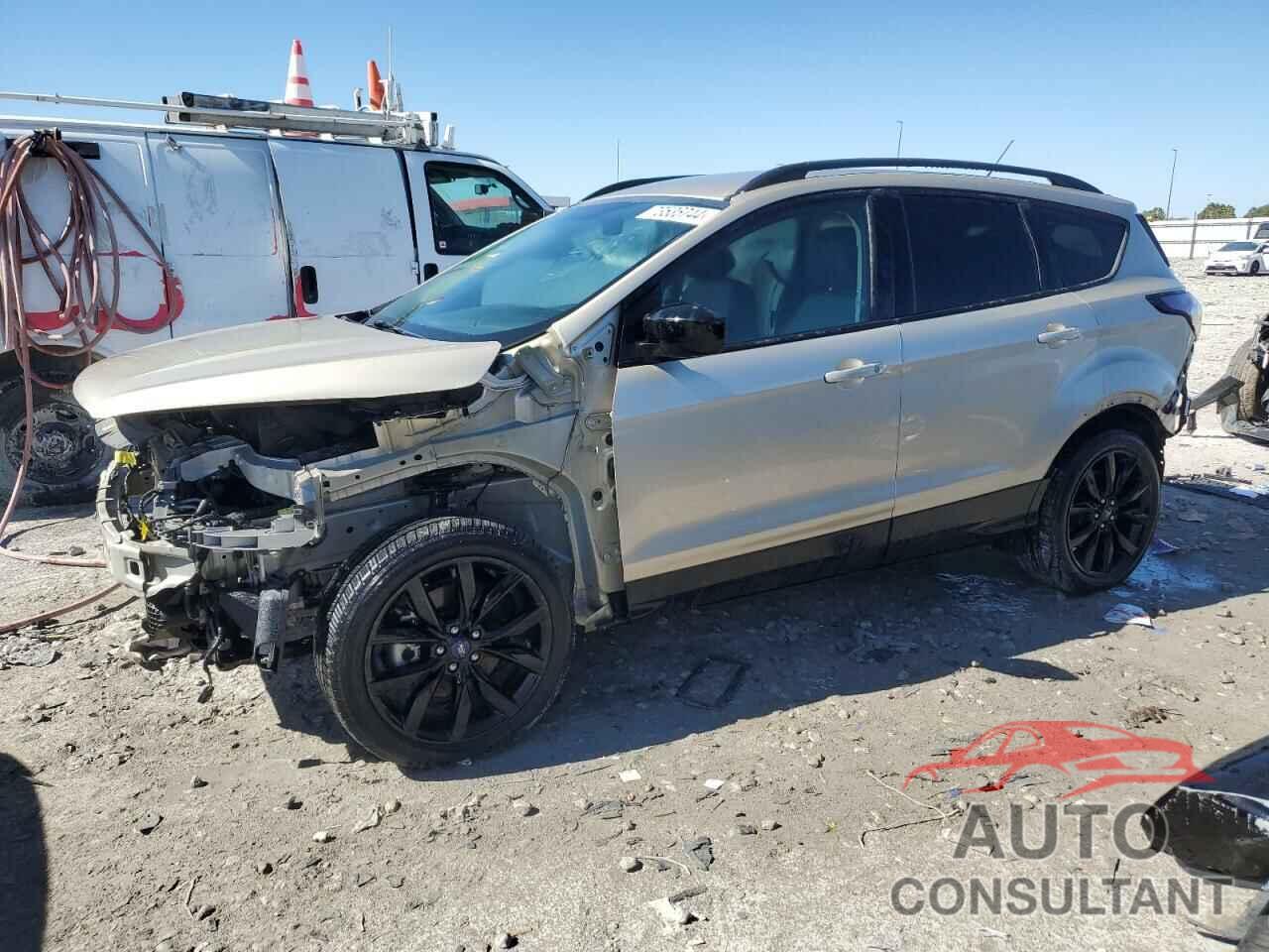 FORD ESCAPE 2017 - 1FMCU9G98HUE25928