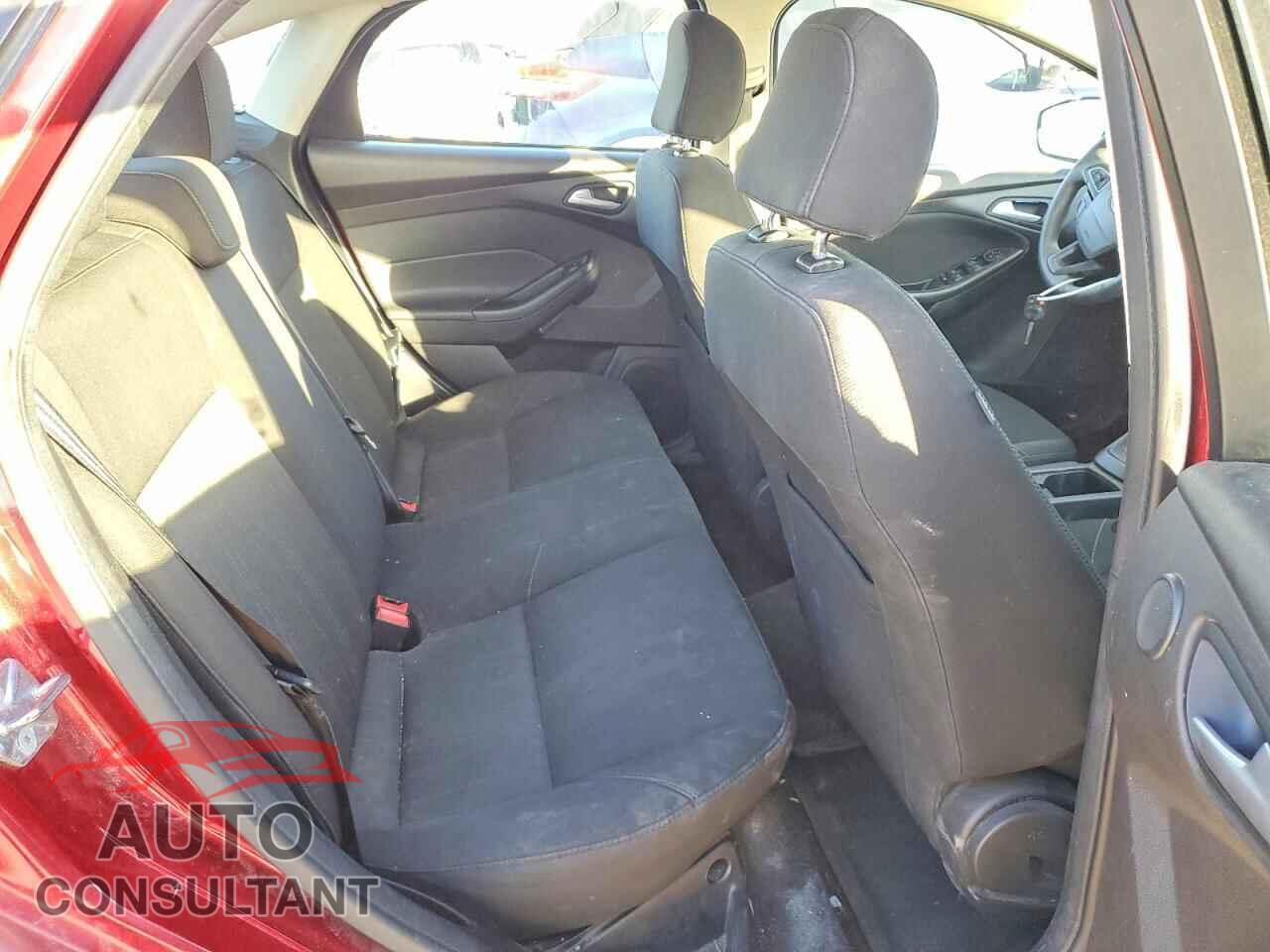 FORD FOCUS 2017 - 1FADP3H29HL308112