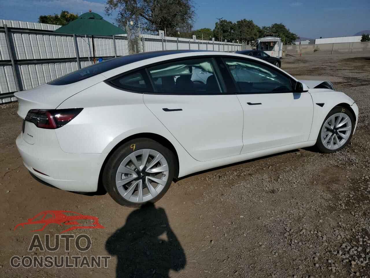 TESLA MODEL 3 2022 - 5YJ3E1EB7NF137119