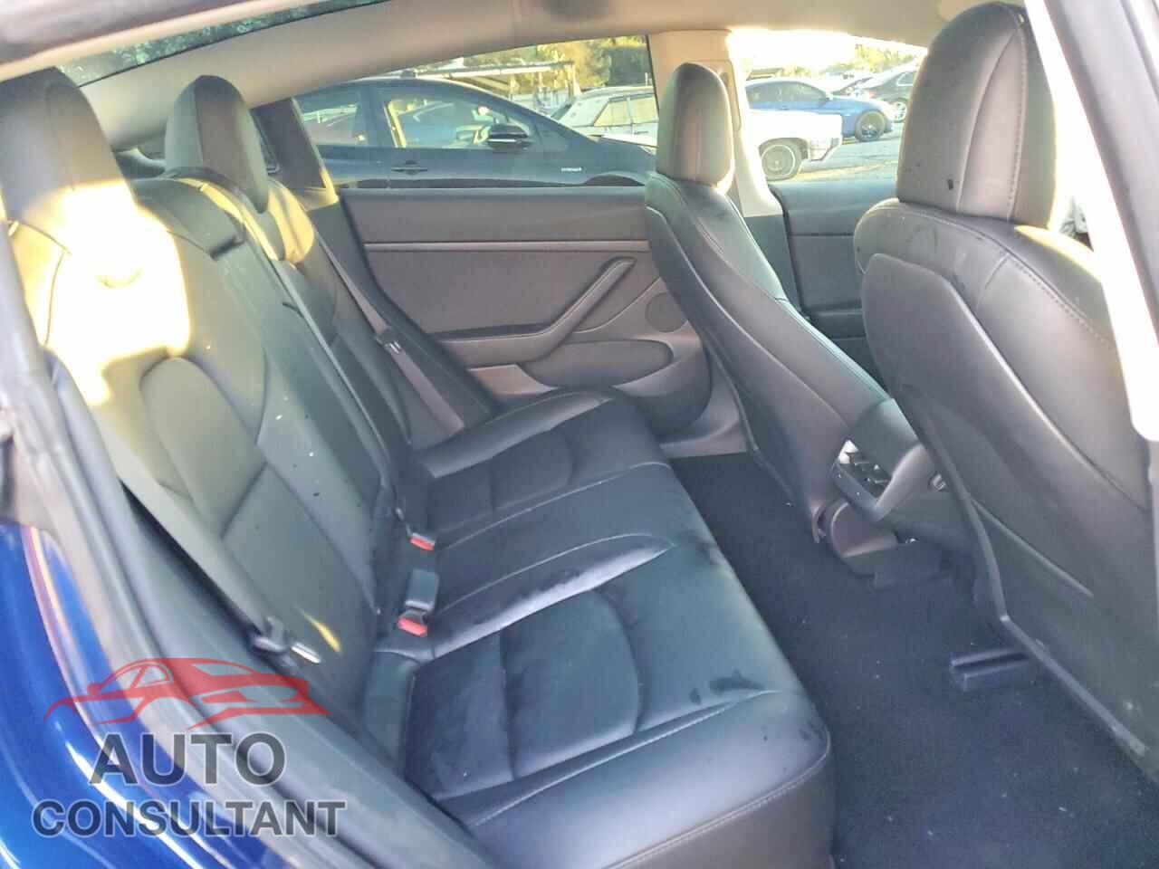 TESLA MODEL 3 2023 - 5YJ3E1EAXPF451907