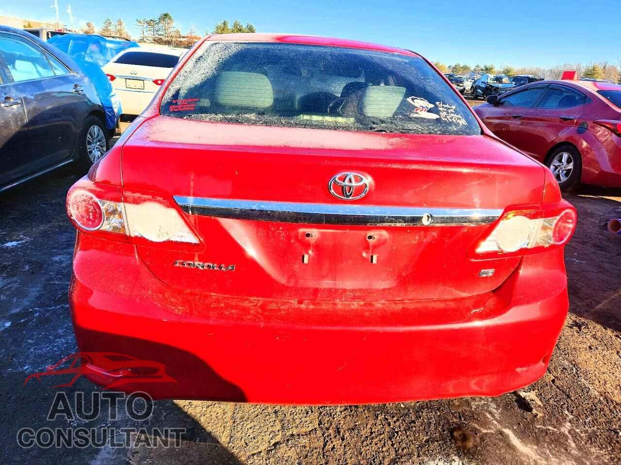 TOYOTA COROLLA 2013 - 2T1BU4EE0DC929495