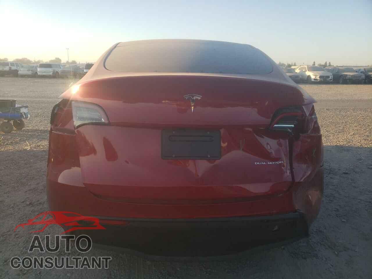 TESLA MODEL Y 2023 - 7SAYGDEE7PF910060