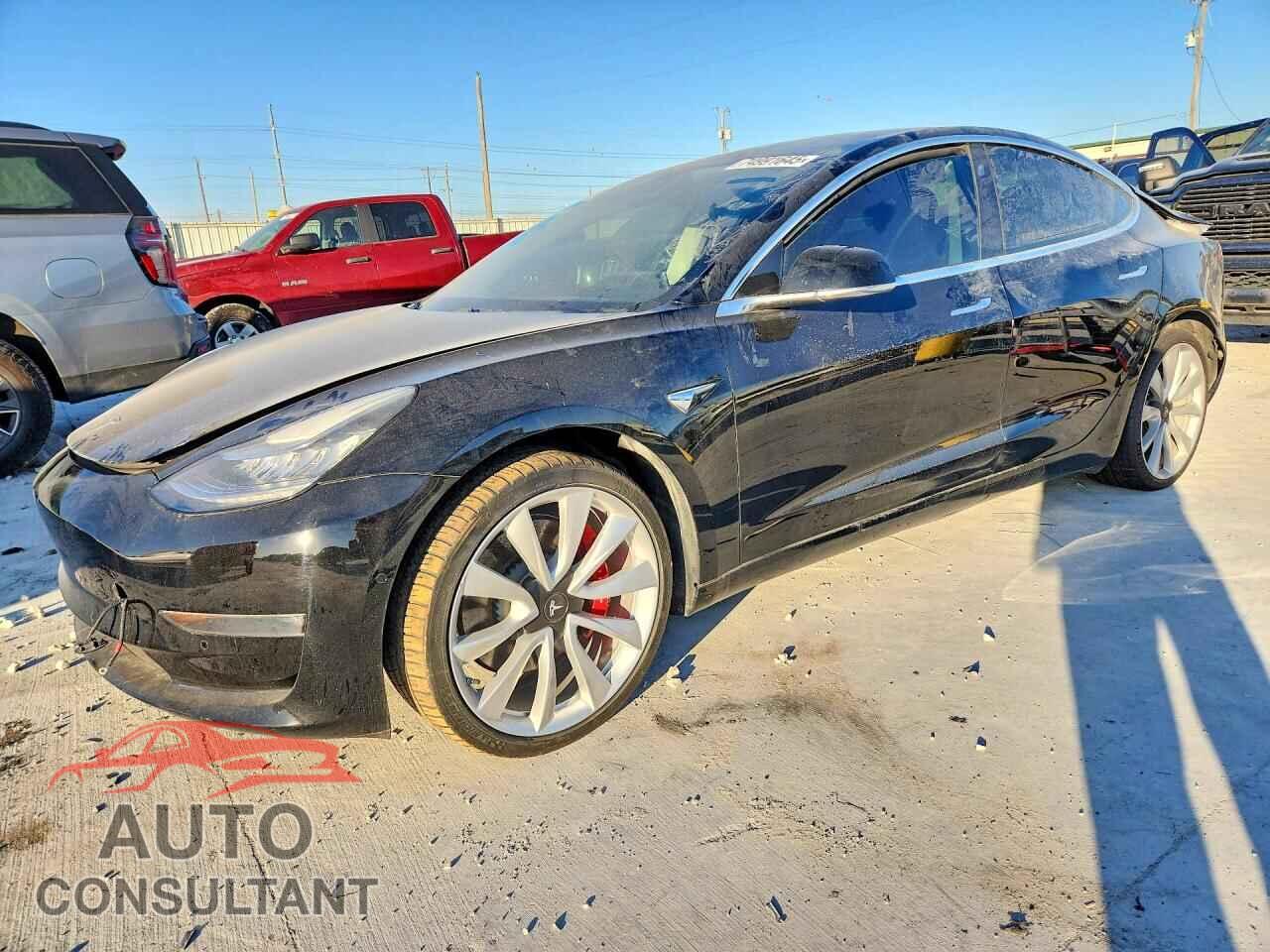 TESLA MODEL 3 2019 - 5YJ3E1EB3KF237276