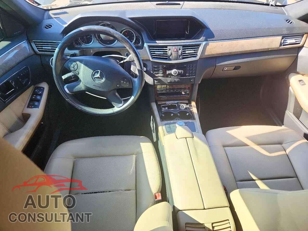 MERCEDES-BENZ E-CLASS 2011 - WDDHF8HB5BA448792