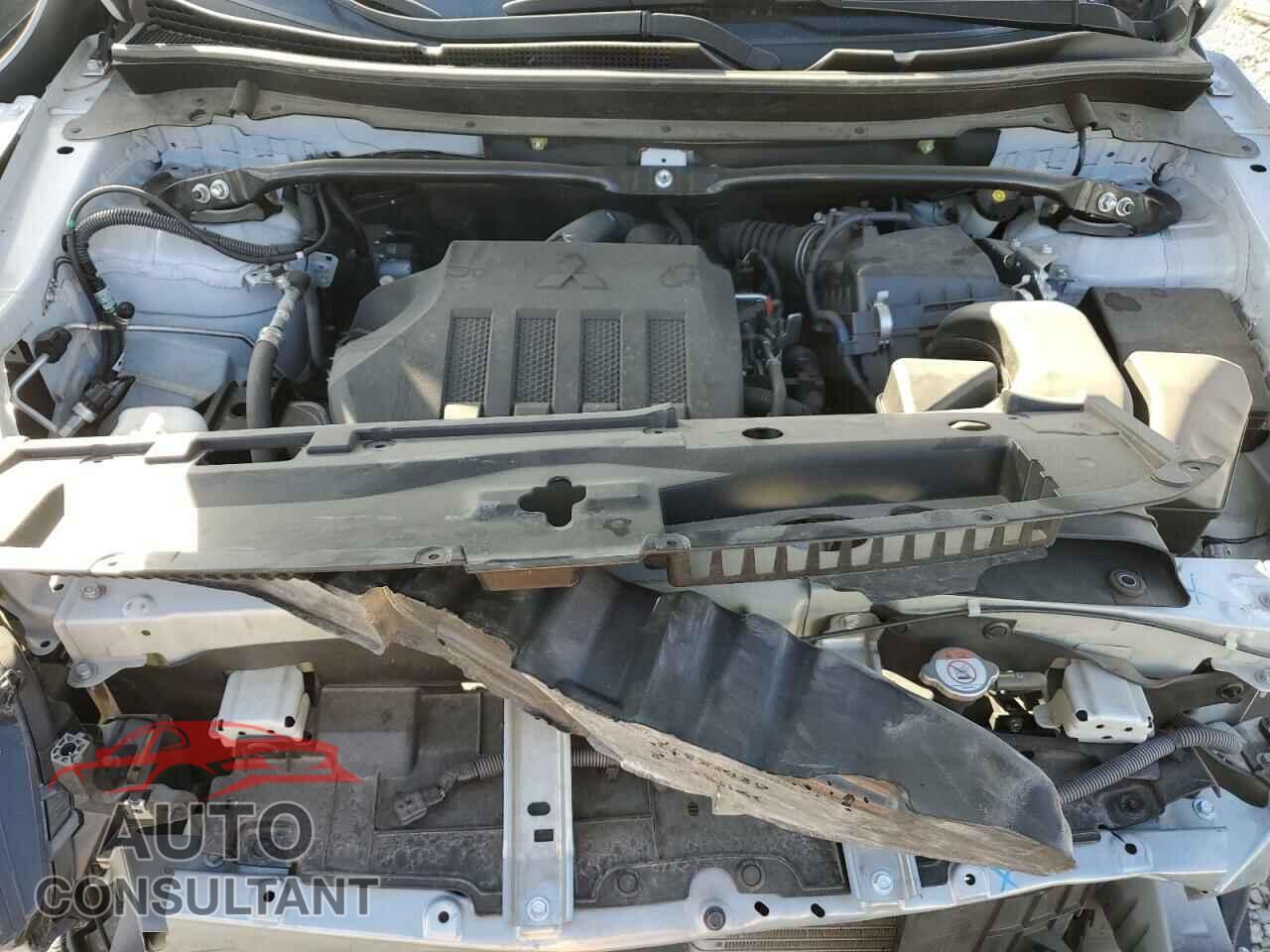 MITSUBISHI ECLIPSE 2022 - JA4ASUAA2NZ017618