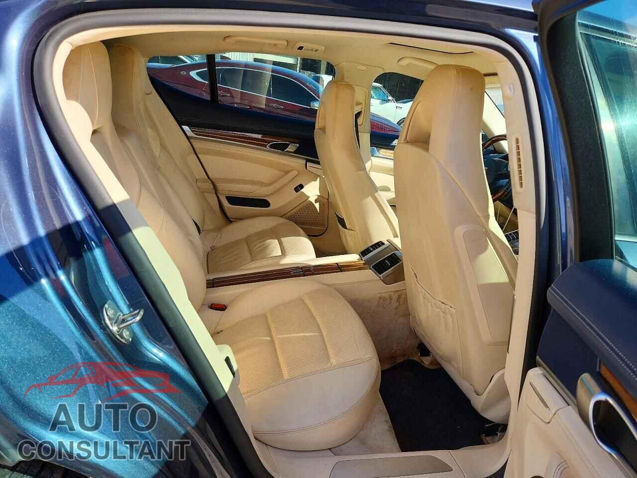 PORSCHE PANAMERA 2012 - WP0AA2A70CL011186