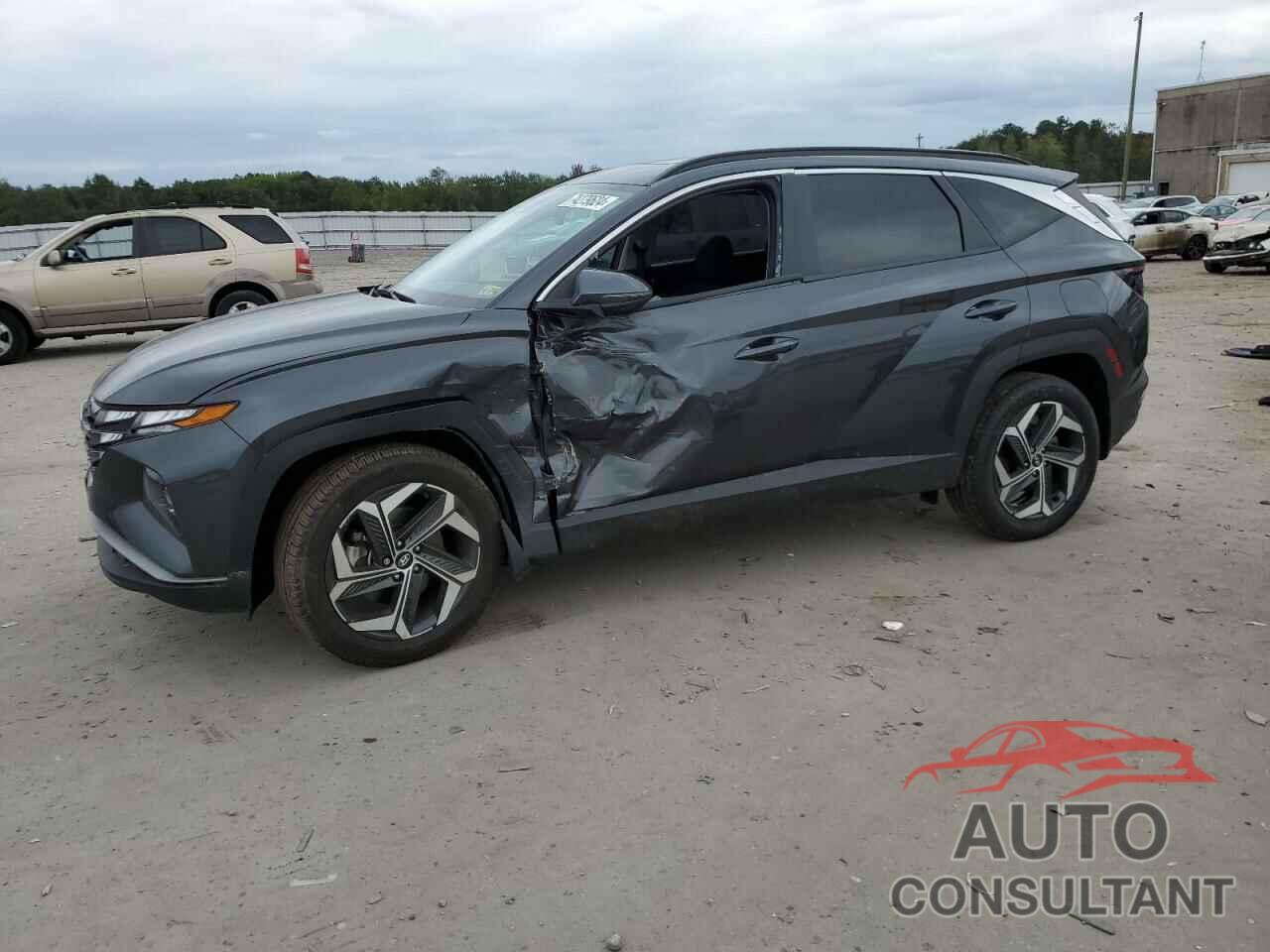 HYUNDAI TUCSON 2022 - 5NMJFCAE8NH158348