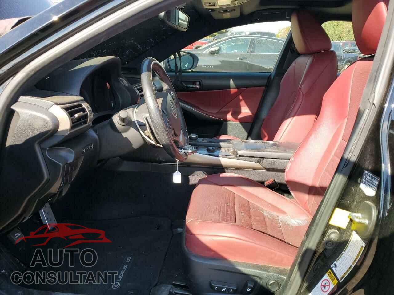 LEXUS IS 2014 - JTHBF1D23E5027551