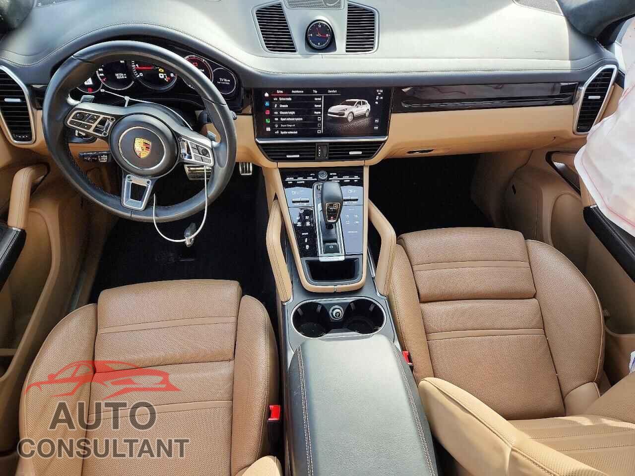 PORSCHE CAYENNE 2023 - WP1AF2AYXPDA20180