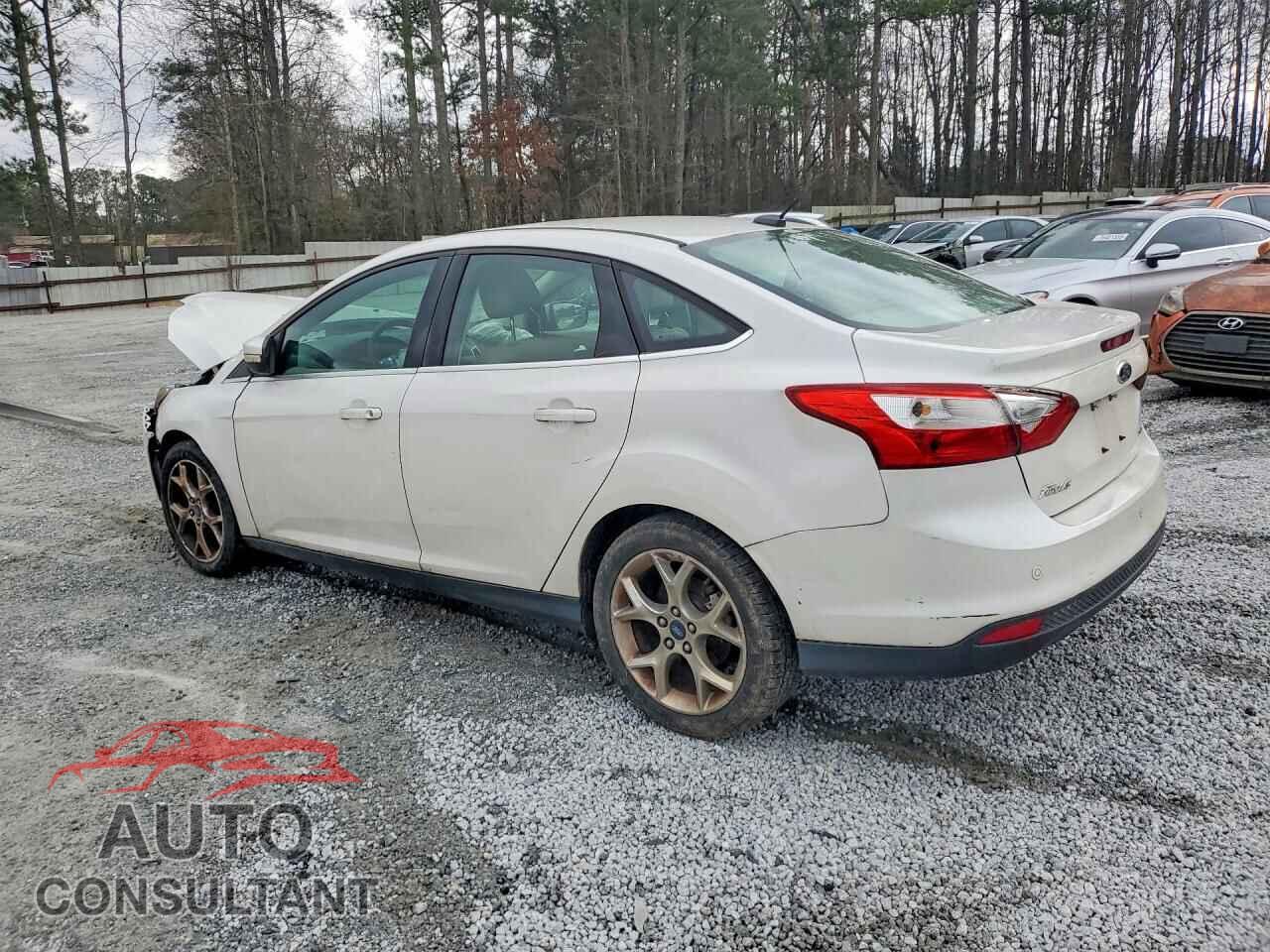 FORD FOCUS 2012 - 1FAHP3H28CL209615