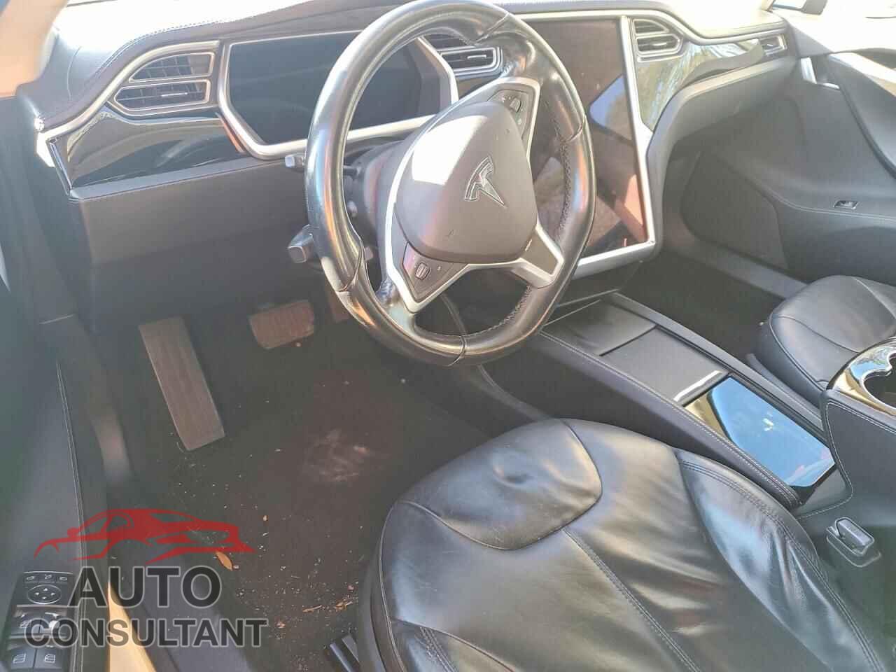 TESLA MODEL S 2013 - 5YJSA1CN9DFP26272