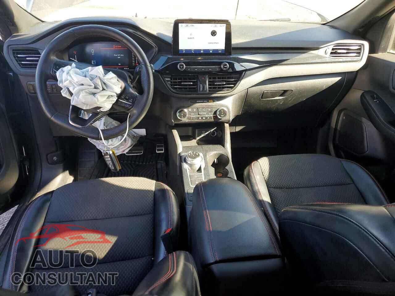 FORD ESCAPE 2023 - 1FMCU9MN9PUA17681