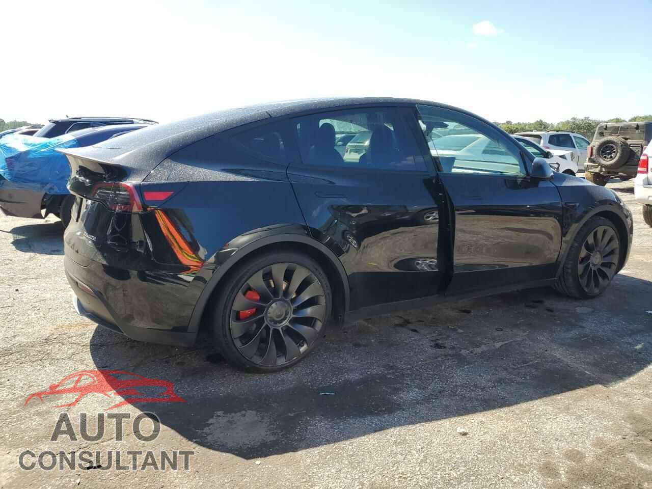 TESLA MODEL Y 2023 - 7SAYGDEF4PF854006