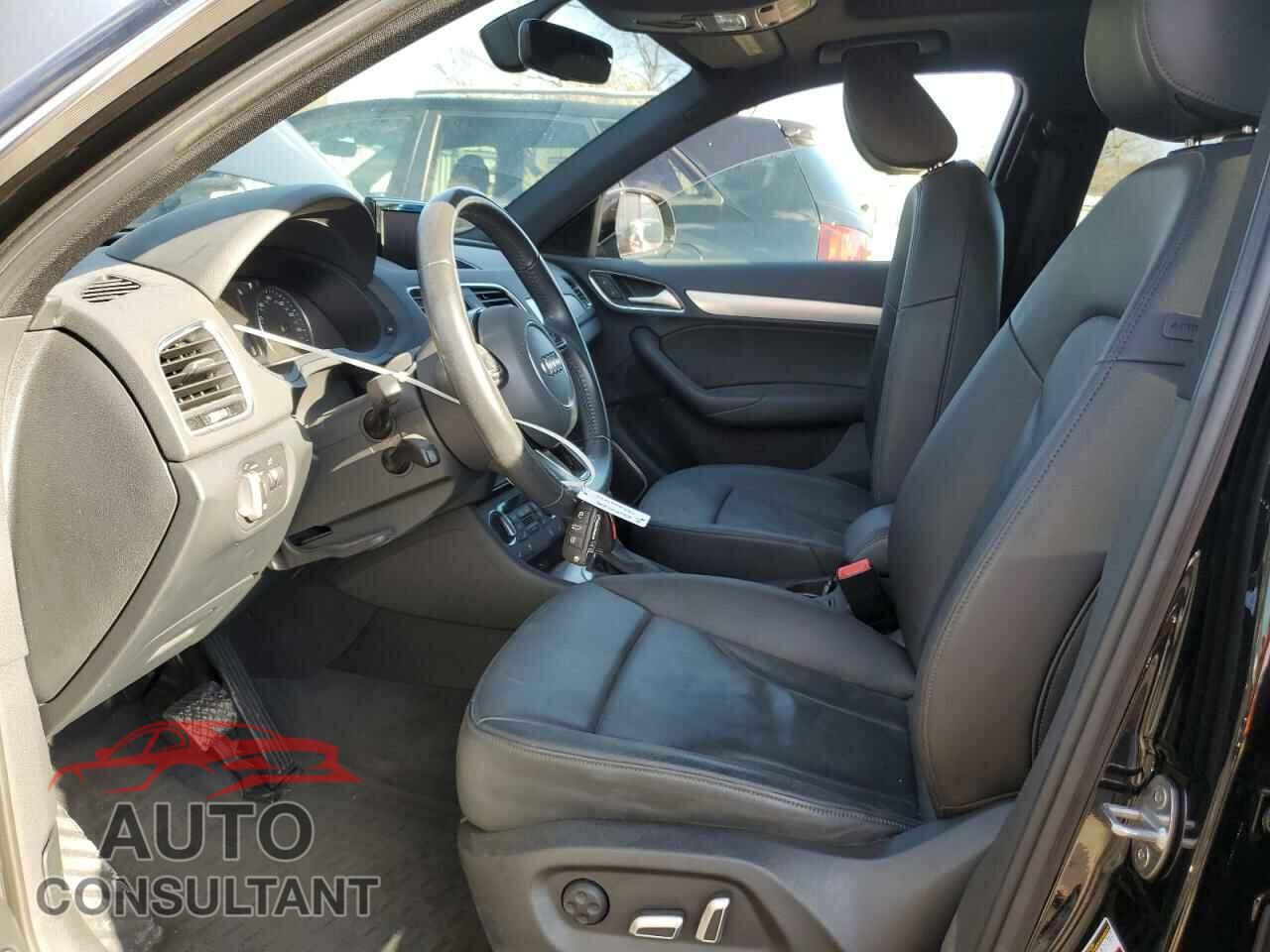 AUDI Q3 2016 - WA1GFCFS5GR018906