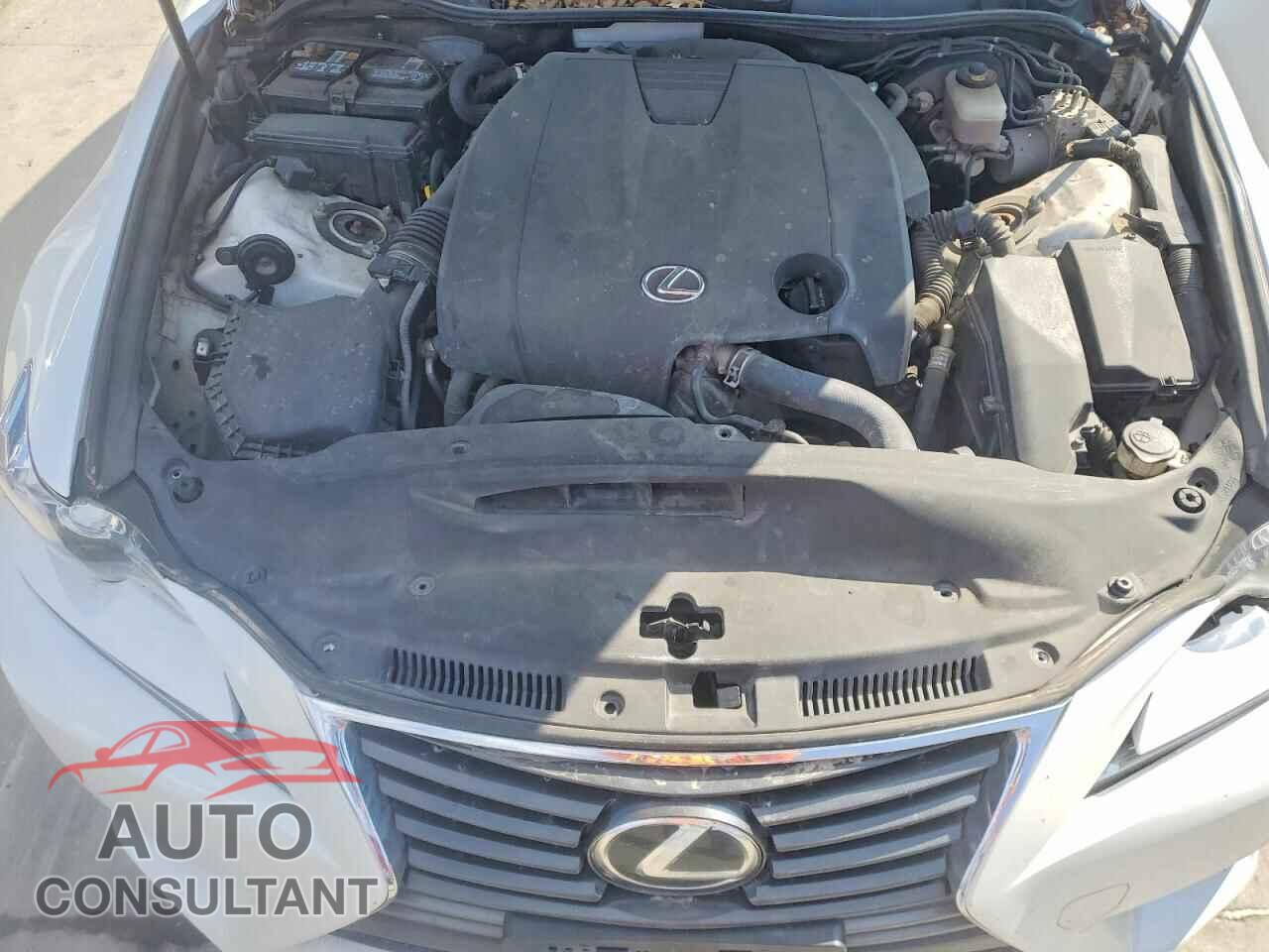 LEXUS IS 2014 - JTHBF1D28E5010678