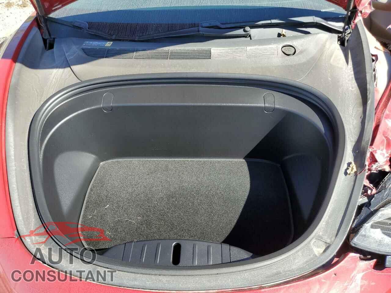 TESLA MODEL 3 2018 - 5YJ3E1EA3JF027587