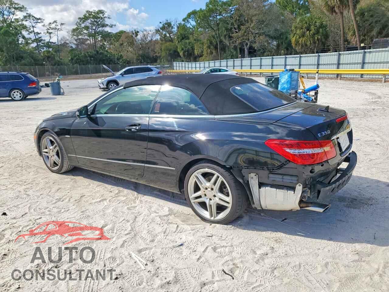 MERCEDES-BENZ E-CLASS 2012 - WDDKK5KF8CF157042