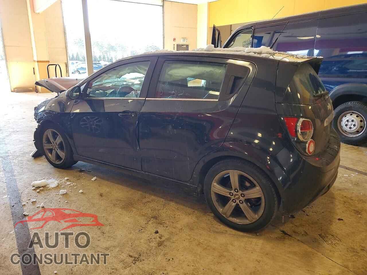 CHEVROLET SONIC 2014 - 1G1JG6SB0E4126367
