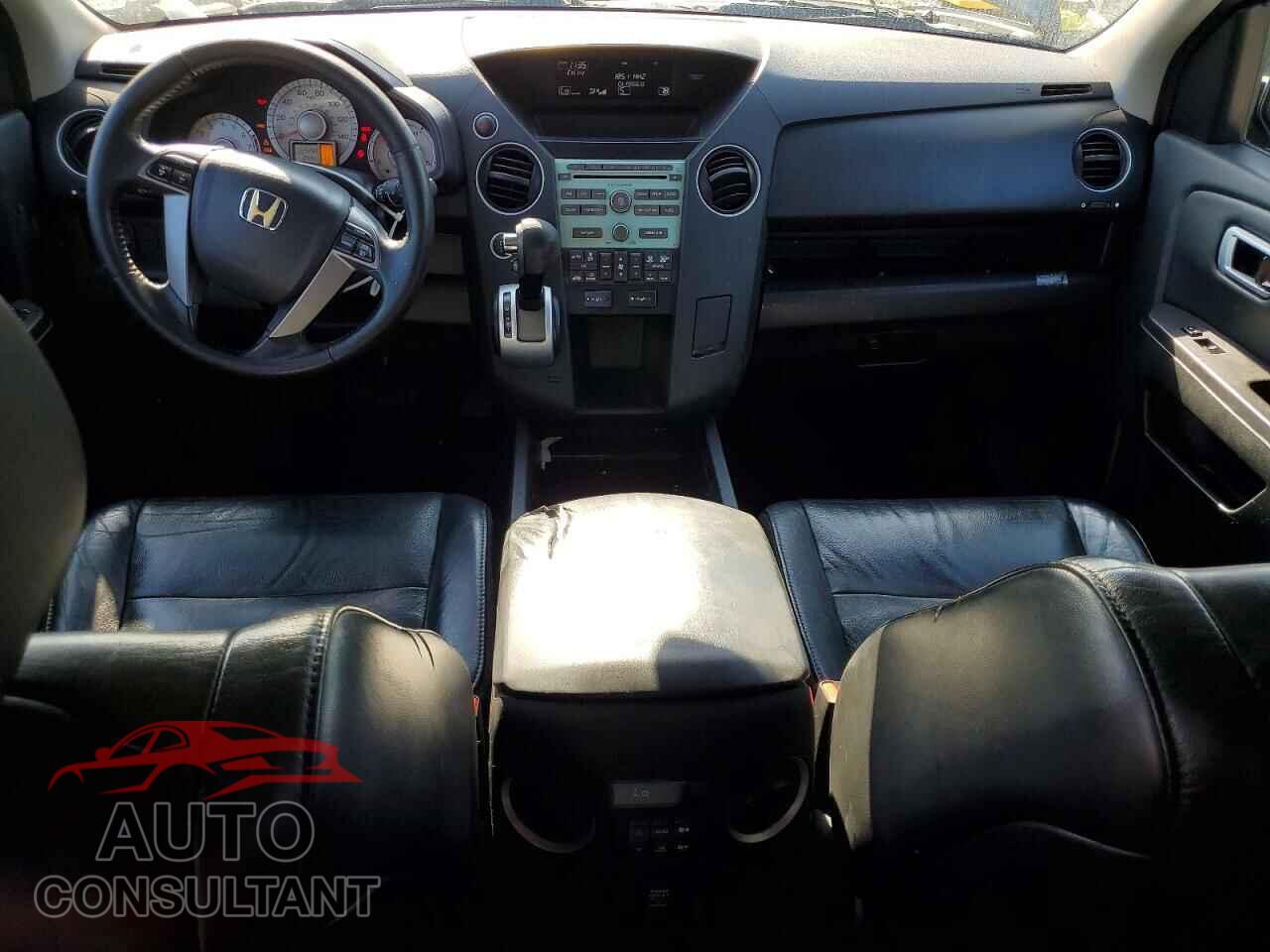 HONDA PILOT 2011 - 5FNYF4H59BB027081