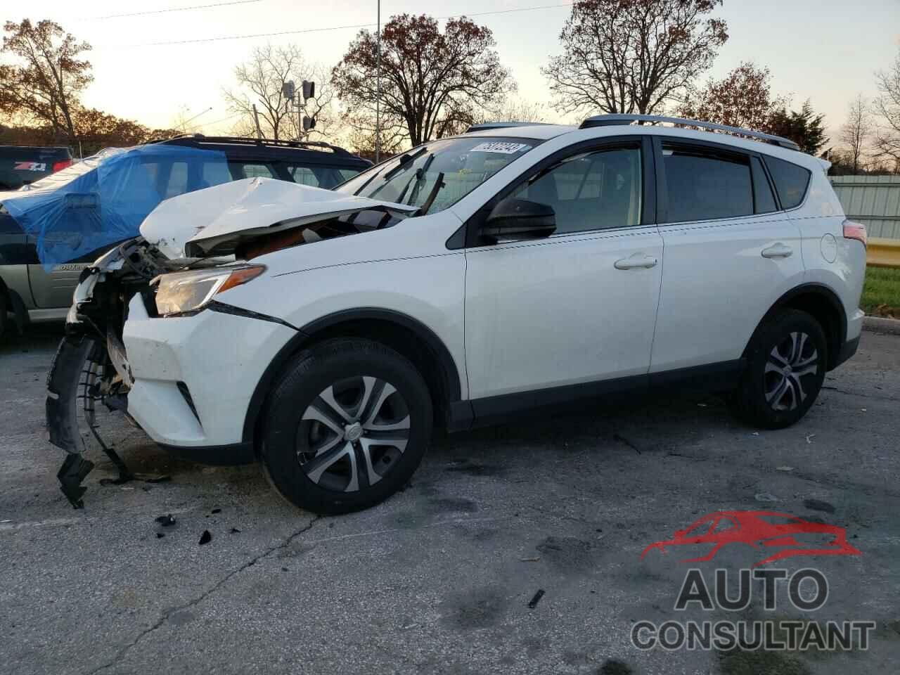 TOYOTA RAV4 2018 - JTMZFREV0JJ168070