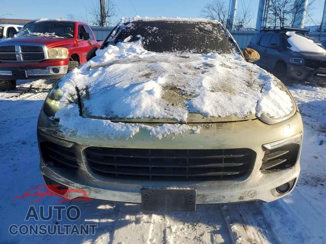 PORSCHE CAYENNE 2018 - WP1AA2A27JKA04306