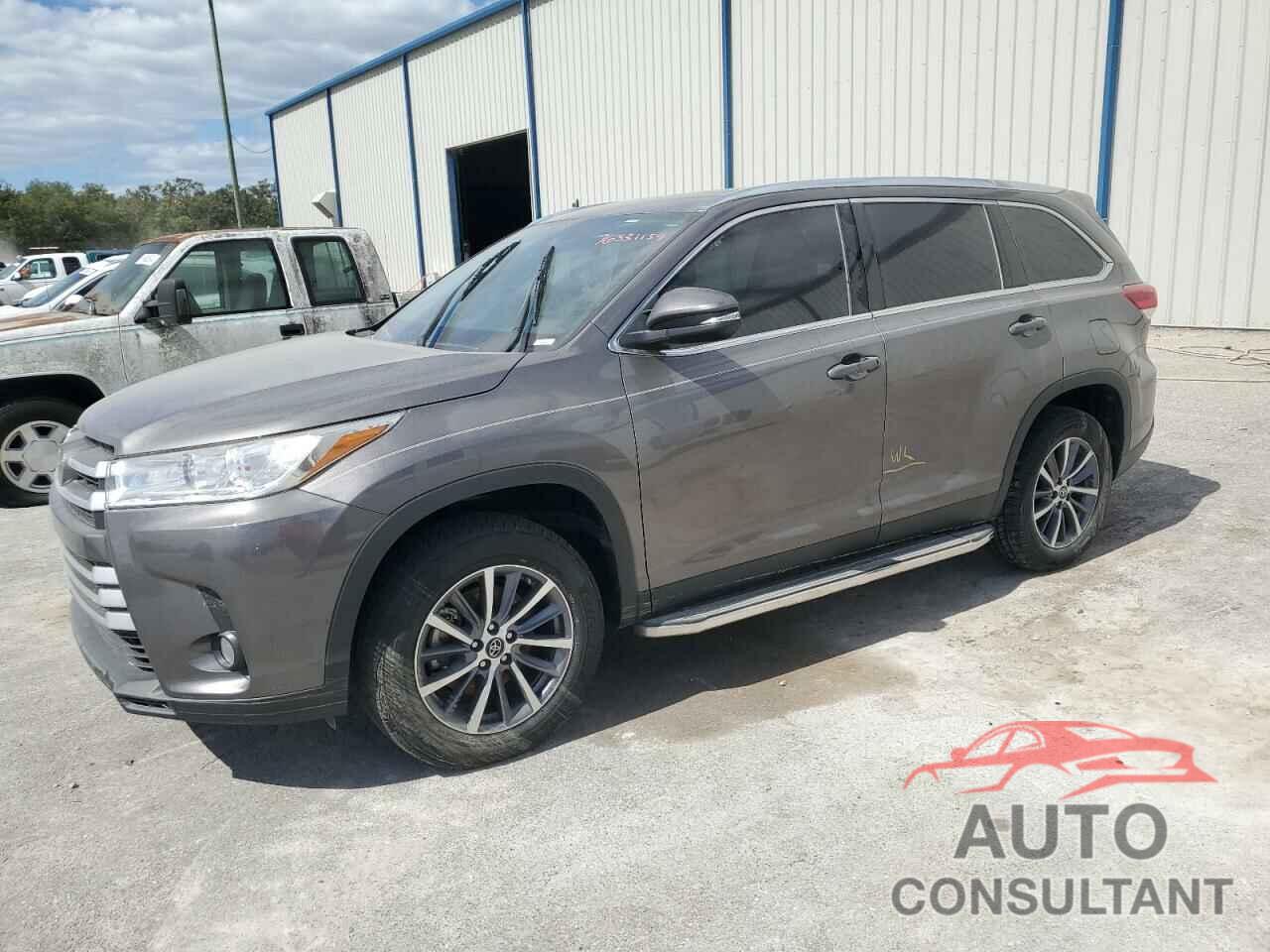 TOYOTA HIGHLANDER 2019 - 5TDKZRFH0KS554414