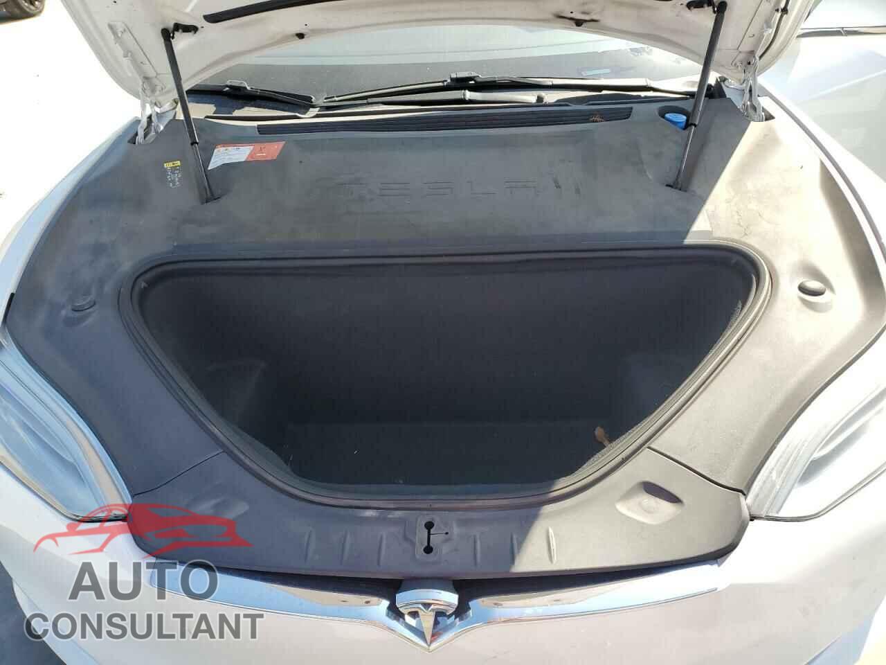 TESLA MODEL S 2017 - 5YJSA1E44HF204790