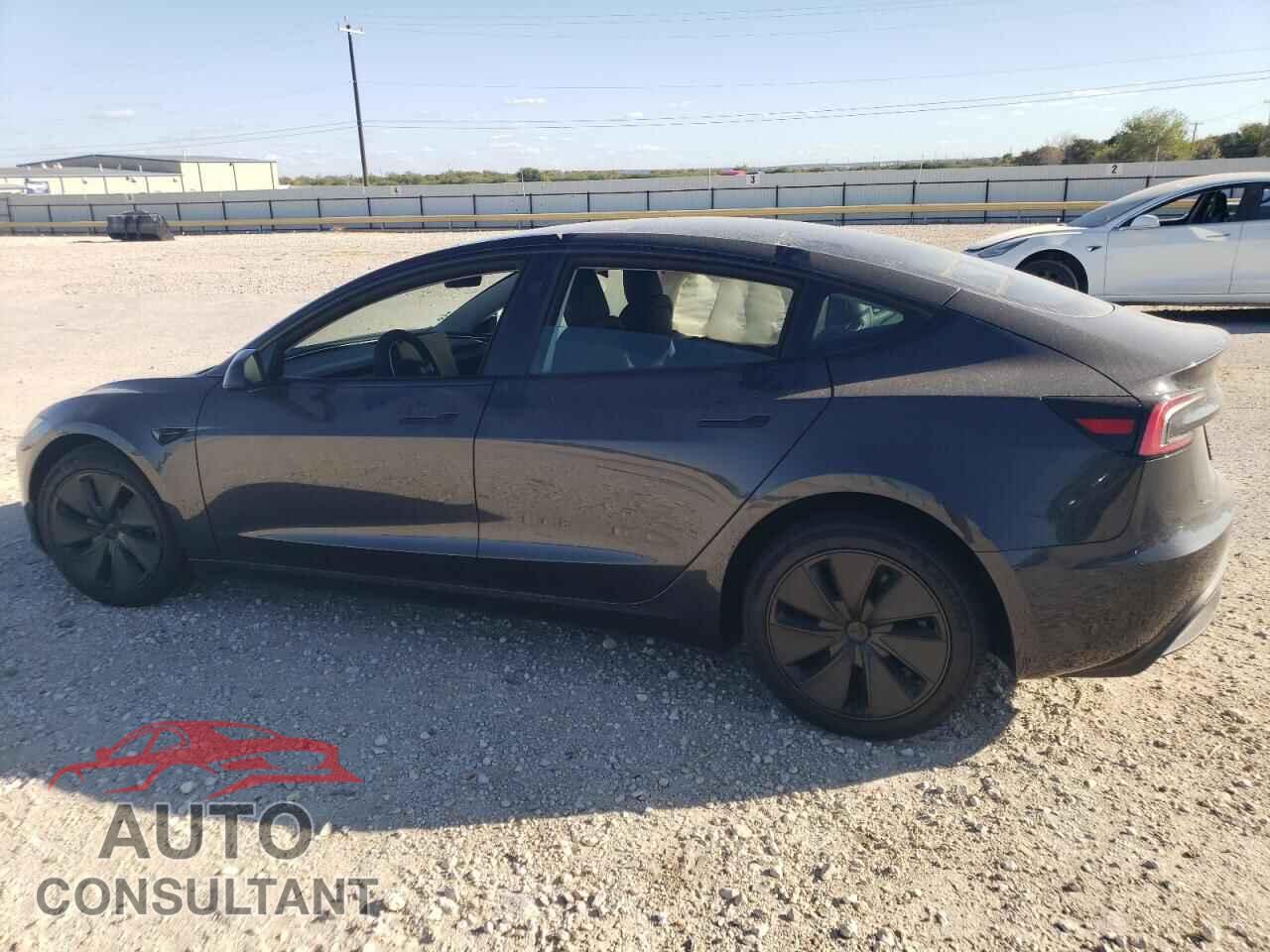 TESLA MODEL 3 2024 - 5YJ3E1EB2RF819461