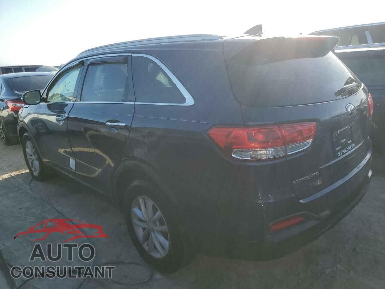 KIA SORENTO 2018 - 5XYPG4A30JG397991