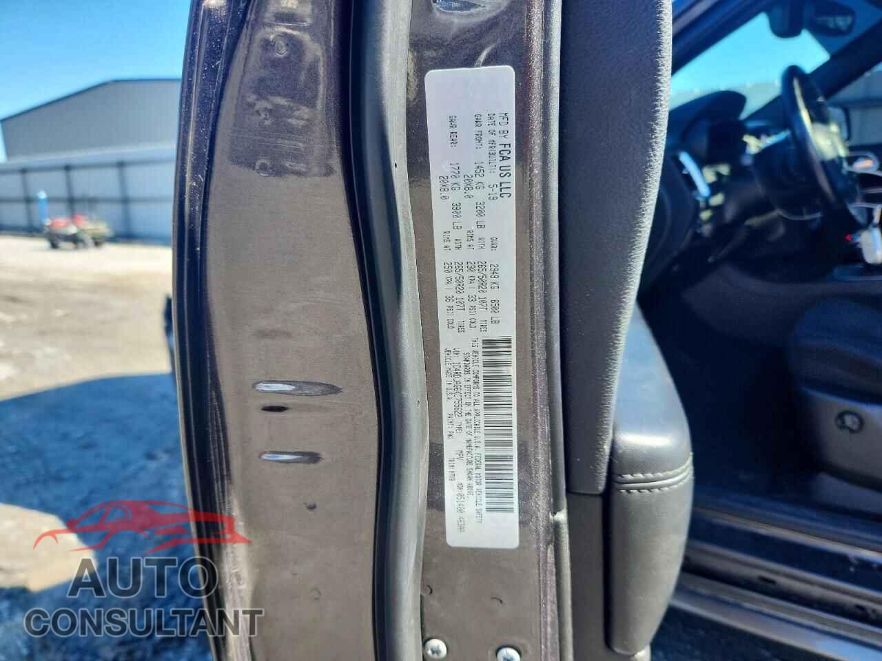 DODGE DURANGO 2019 - 1C4RDJAG6KC755622