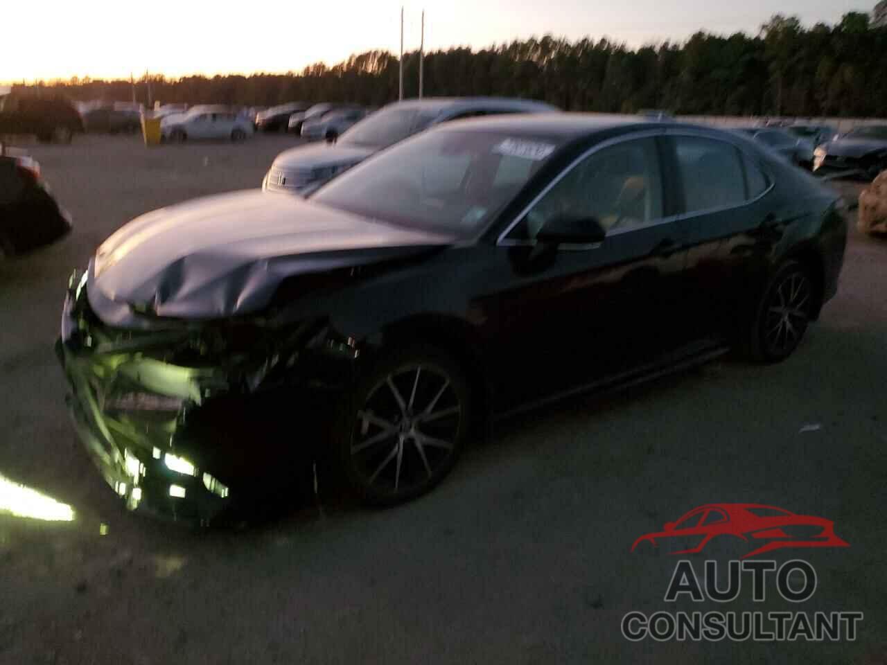 TOYOTA CAMRY 2023 - 4T1G11AK4PU788488