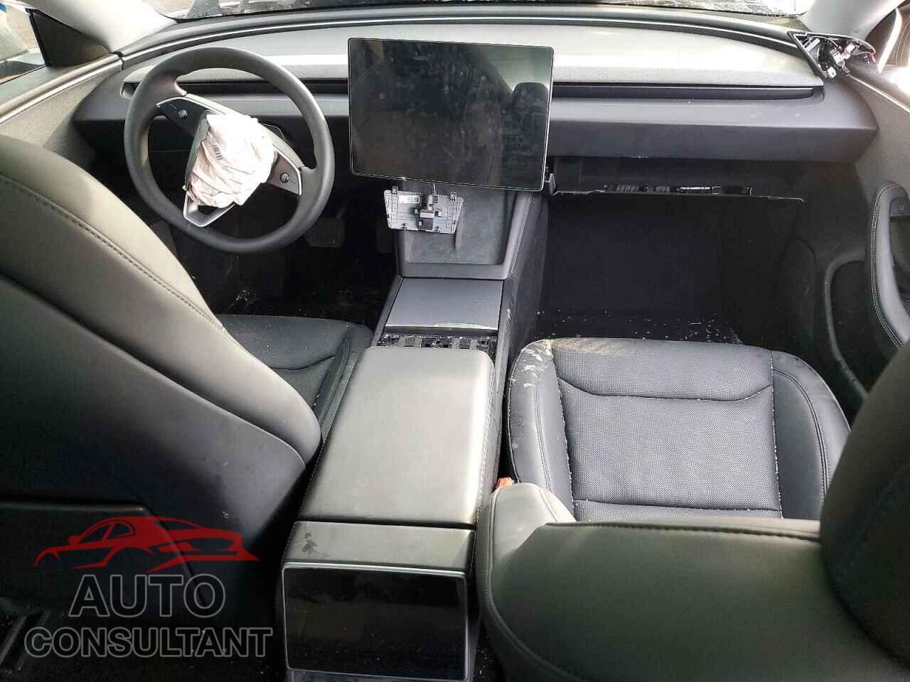 TESLA MODEL 3 2025 - 5YJ3E1EA6SF020764