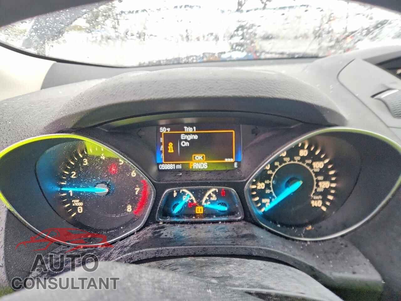 FORD ESCAPE 2017 - 1FMCU0F77HUD85353