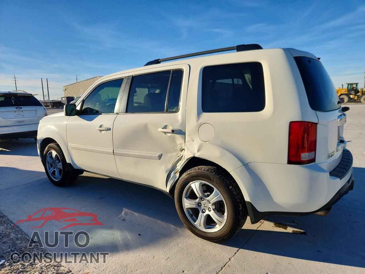 HONDA PILOT 2015 - 5FNYF3H58FB003502